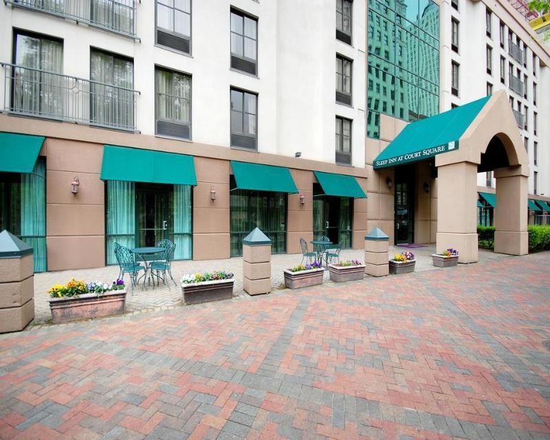 Hotel Moxy Memphis Downtown Exterior foto